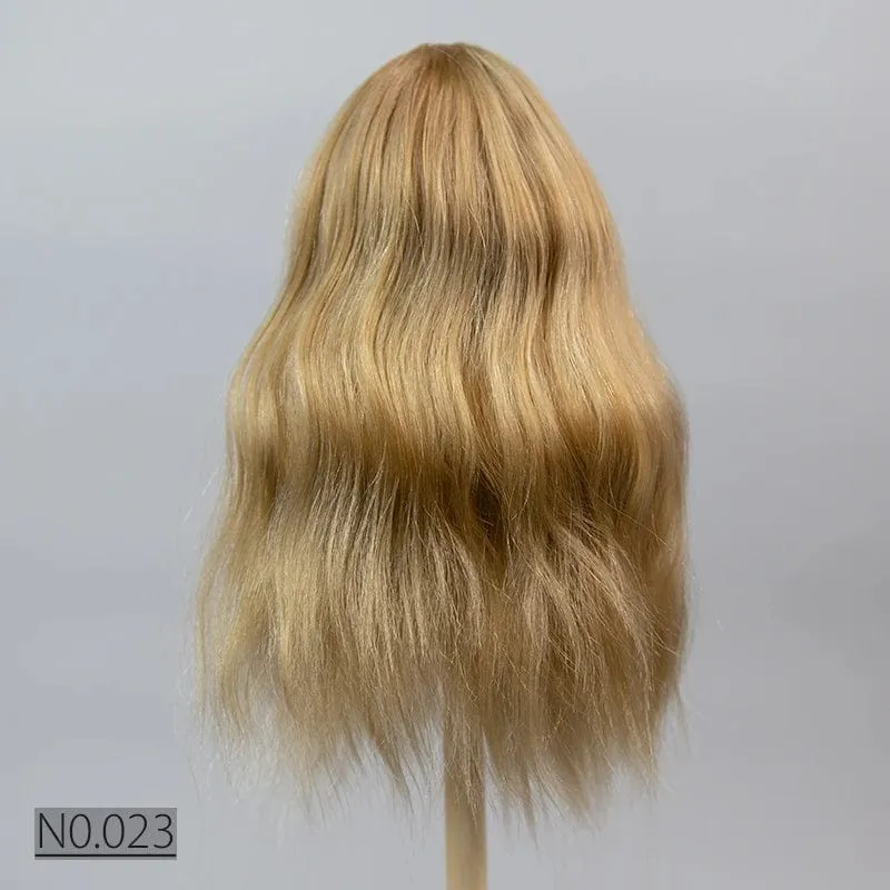「natürliches lockiges Haar」Die lebensechte Puppenperücke aus Mohair der Marke Witdiy ist so weich wie Lanugohaar und verwendet sichere Farbstoffe, also fühlen Sie sich frei