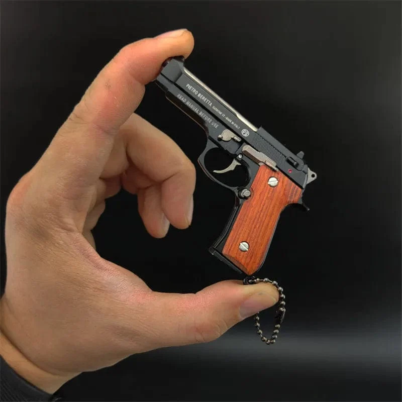 1:3 Massivholz Griff 1911 Metall Schlüsselanhänger Modell Spielzeug Pistole Miniatur Legierung Pistole Sammlung Spielzeug Geschenk Anhänger