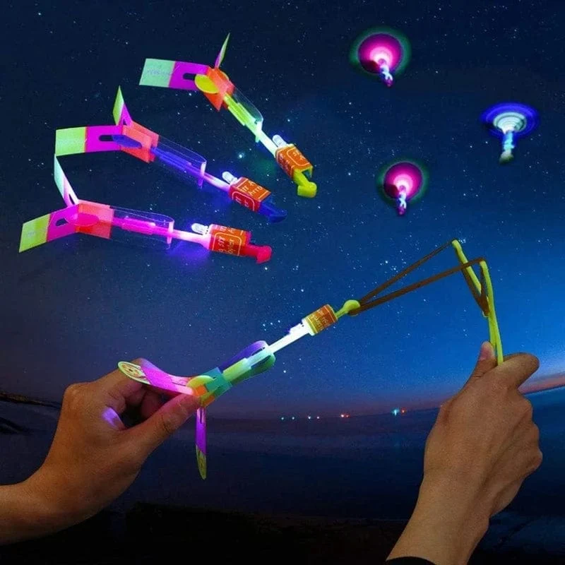 Neue 50/30/10/5/1 Stück Erstaunliche Licht Spielzeug Pfeil Rakete Hubschrauber Fliegen Spielzeug LED Licht Spielzeug Party Spaß Geschenke Gummiband Katapult