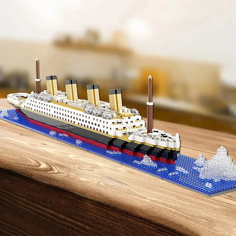 Titanic Kreative Luxus Eisberg Cruise Schiff Boot Wrack Set Stadt DIY Modell Bausteine ​​Ziegel Spielzeug Für Kinder Erwachsene Geschenk