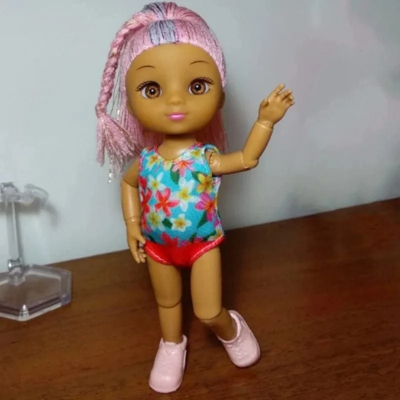 Mini 16 cm Puppe und Kleidung 3D-Simulation Auge Puppe mit mehreren Gelenken und beweglichem Scharnier Mehrfarbige Haare Mädchen DIY Spielzeug Geburtstagsgeschenke