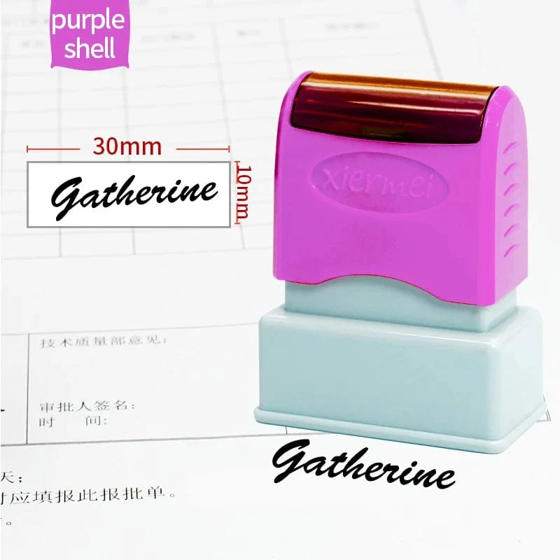 Benutzerdefinierter Lehrername Tintenstempel Unterschrift Kalligrafie Selbsteinfärbender personalisierter Briefstempel für Schulstudenten-Kind-Tücher