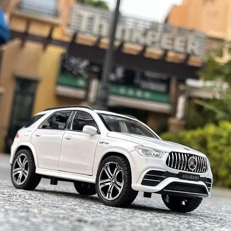 1:32 GLE 63S SUV Legierung Automodell Druckguss Metall Spielzeugfahrzeuge Automodell Hohe Simulation Sound und Licht Sammlung Geschenk für Kinder