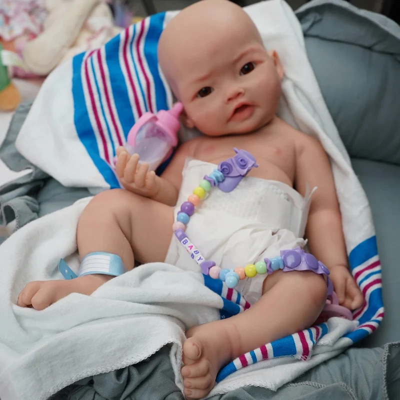 17" Micro Frühchen Ganzkörper Silikon Babypuppe "Harper" Lebensechte Minipuppe Überraschung Kinder Anti-Stress My Melody