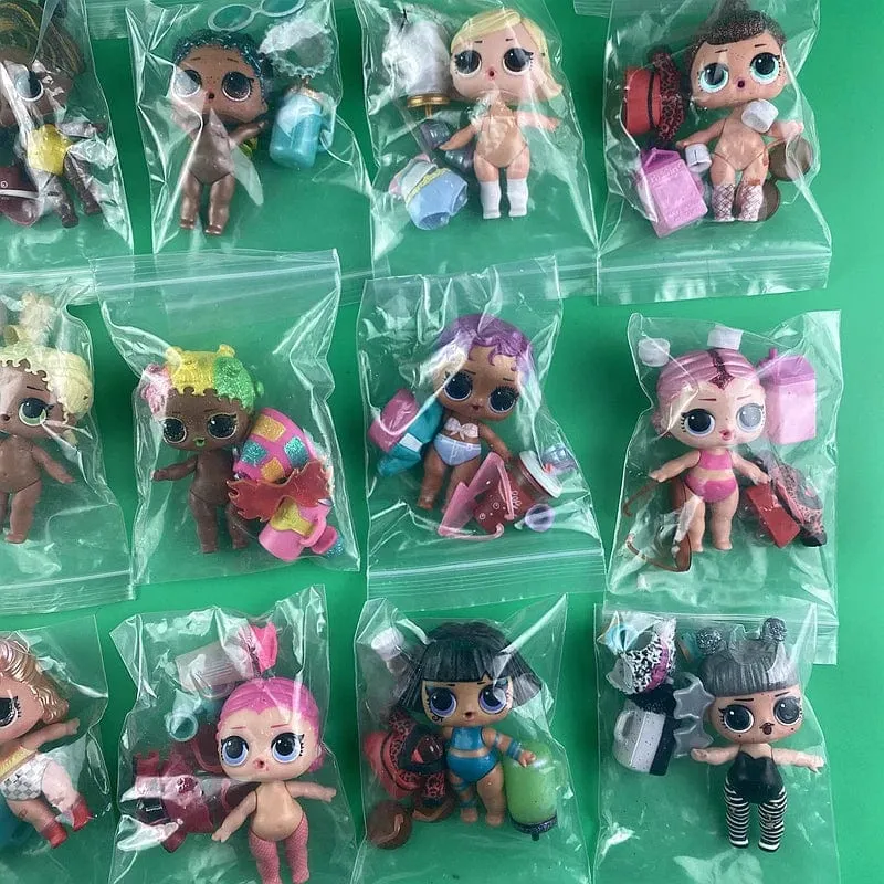 1 Puppe + 1 Kleidung + 1 Schuhe + 1 Babyflasche + 1 Brille Puppe Original 8CM Große Schwestern Mädchen DIY Spielzeug und Geschenke