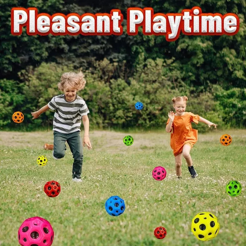 Hochelastischer Lochball, weicher Hüpfball, Fallschutz, mondförmiger poröser Hüpfball, Kinderspielzeug für drinnen und draußen, ergonomisches Design