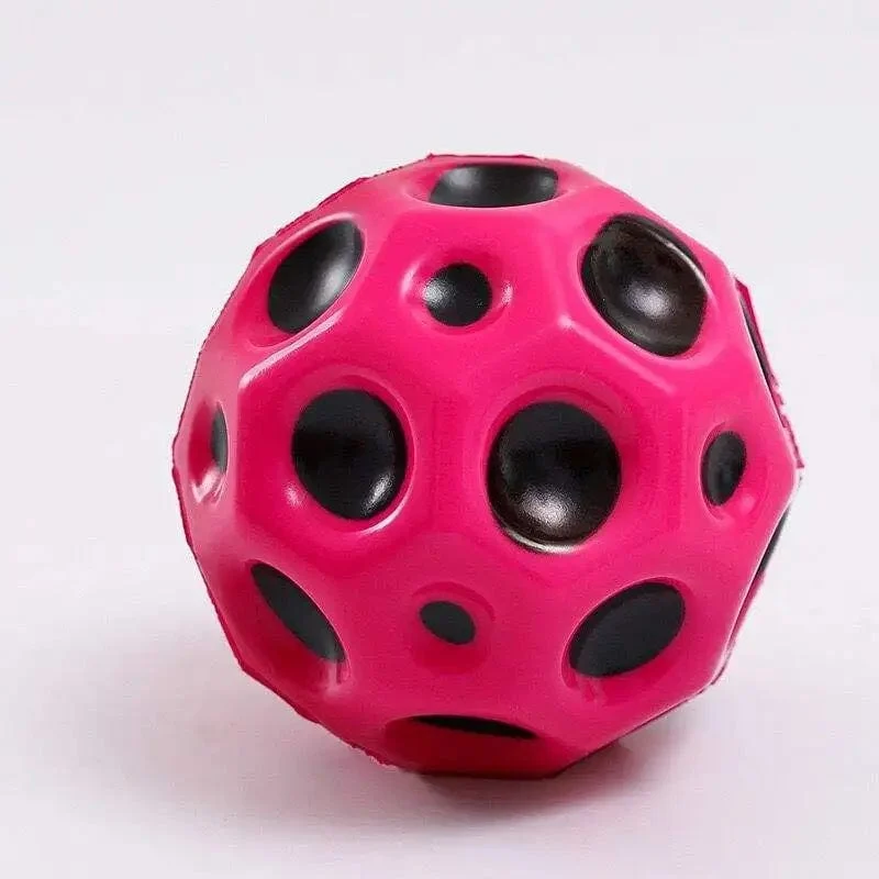 Hochelastischer Lochball, weicher Hüpfball, Fallschutz, mondförmiger poröser Hüpfball, Kinderspielzeug für drinnen und draußen, ergonomisches Design