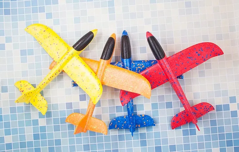 Schaum Hand Werfen Flugzeuge Spielzeug 37cm 48cm Flug Modus Segelflugzeug Trägheit Flugzeuge Modell Flugzeuge für Kinder Outdoor Sport