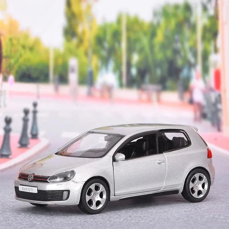 1/36 VW Golf 6 Diecasts Automodell Volkswagen Golf Gti Miniatur-Legierung Spielzeug Zurückziehbare Fahrzeugmodelle für Kindergeschenke