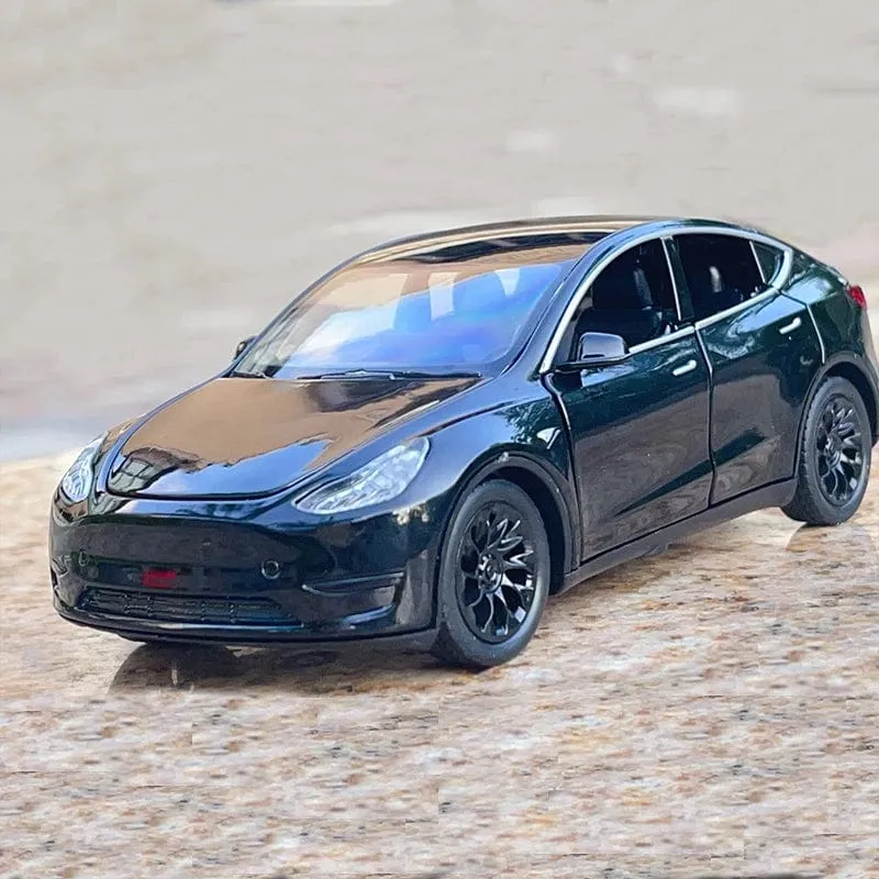 1:32 MODELL Y SUV Legierung Automodell Druckguss Spielzeugfahrzeuge Simulation Metallautos für Kinder Autodekoration Weihnachtsgeschenke für Jungen