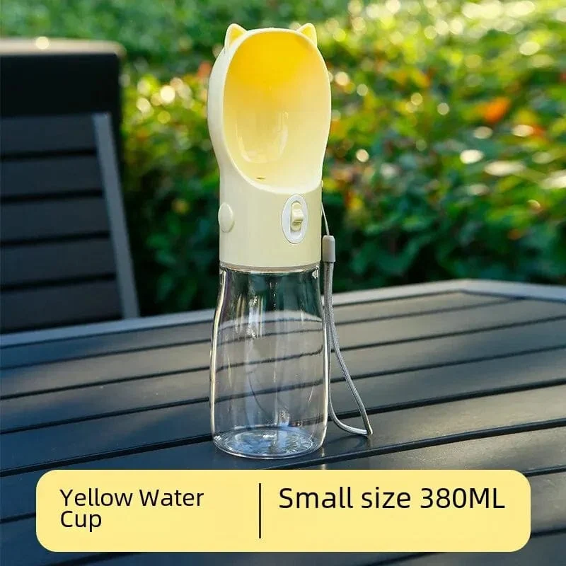 Tragbare Haustier-Wasserflasche Hund Trinkwasserspender Fütterung Outdoor Dog Walking Cup Supplies Abspc Material