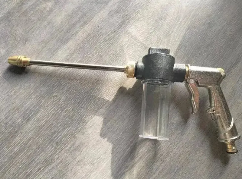 Hochdruck-Autowaschschaumtöpfe Lanzen Bewässerungswerkzeuge Einstellbarer Metallsprinkler Gartenbewässerungsschlauch Sprinkler