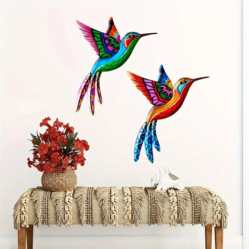 1/2 Stück Metall-Kolibri-Wandkunst-Dekor, bunte Metall-Vögel, Outdoor-Skulptur, Eisen-Außengarten-Hof-Hängedekoration, Ornamente, handgefertigte Vogel-Wandkunst-Zaundekorationen aus Metall für Wohnzimmer, Terrasse, Balkon, Innenbereich.