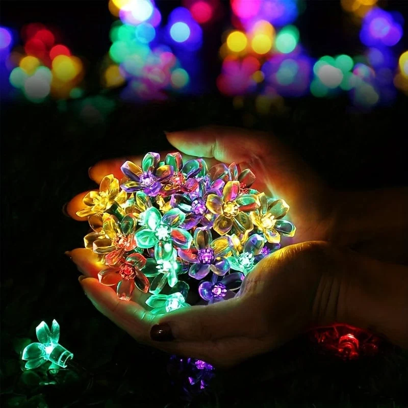 Verschönern Sie Ihren Außenbereich mit dieser 1-teiligen Solar-Gartenblumen-Lichterkette