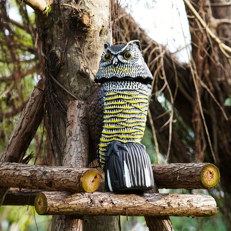 1 Stück, verscheuchen Sie Vögel, Eichhörnchen und Mäuse mit dieser realistischen künstlichen Eulenstatue – Schädlingsabwehrmittel mit rotierendem Kopf!
