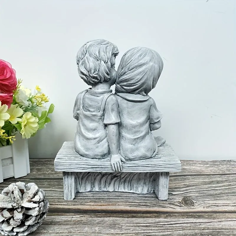 1 Stück Junge küssendes Mädchen Statue sitzt auf Bank Figur küssendes Paar Gartenskulptur Frau Geschenke für den Außenbereich Rasen Hof Kunstsammlung, Gartenskulptur & Statue