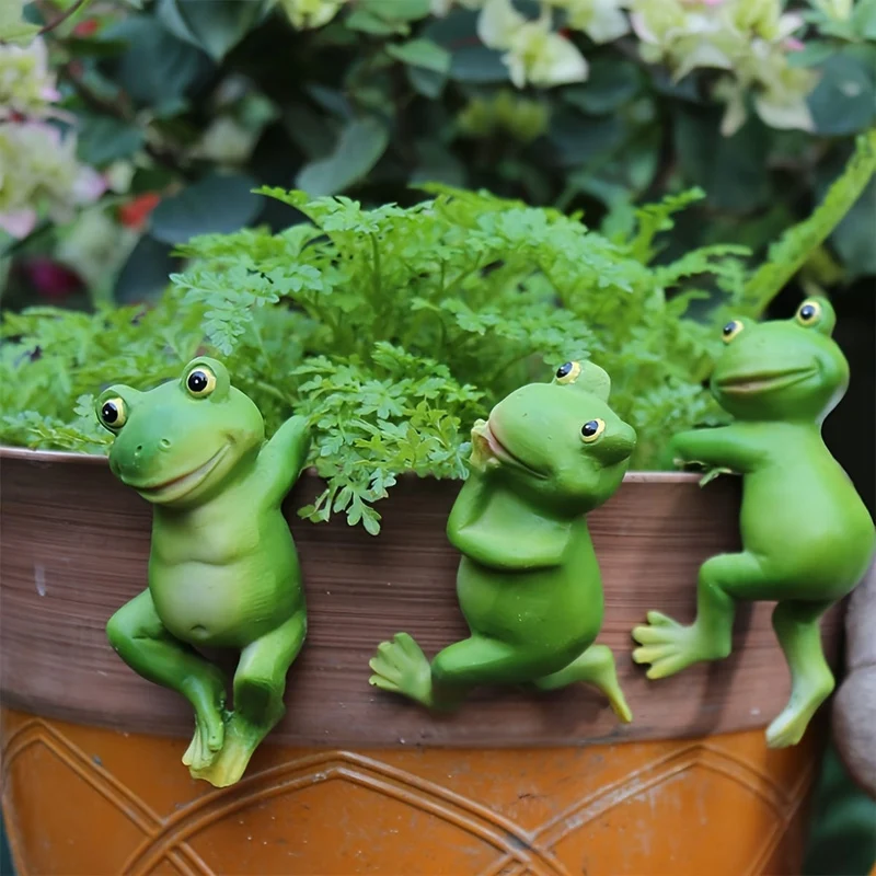 Niedliche Froschfiguren im 3er-Set: Verleihen Sie Ihrer Terrasse, Ihrem Rasen oder Ihrem Haus Spaß und Laune mit diesen hängenden Tierstatuen!