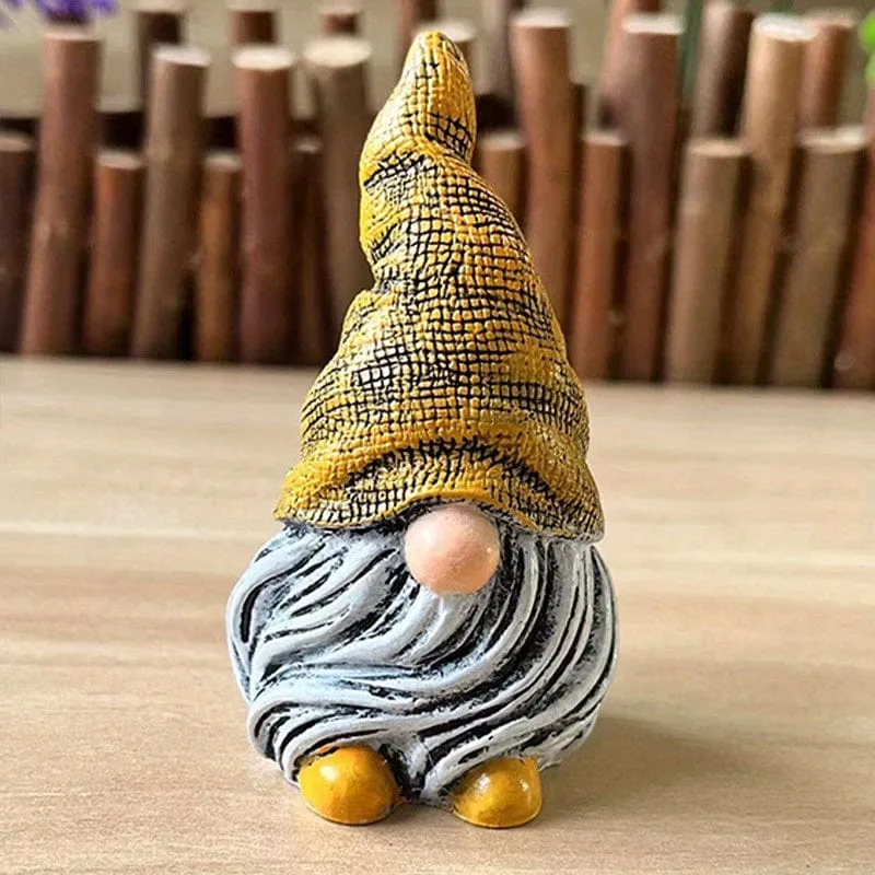 Verleihen Sie Ihrem Zuhause einen Hauch von Laune mit dieser entzückenden Zwergenstatue!