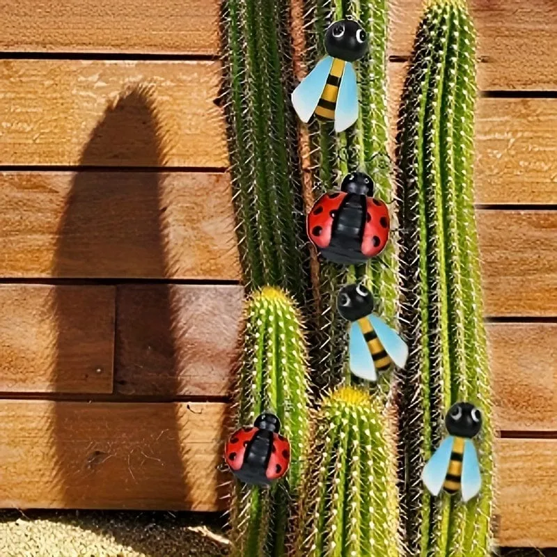 3 Stück/Set niedliche Marienkäfer-Skulptur aus Metall, Wandkunst-Dekor, Innen- und Außenbereich, dekorativ, rote Marienkäfer zum Aufhängen für Garten, Hinterhof, Veranda, Zuhause, Terrasse, Rasen, Zaun, Dekorationen, kreative Urlaubsdekorationen