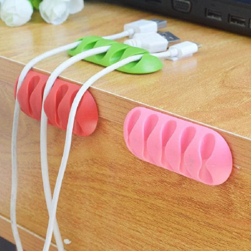 Halten Sie Ihre Kabel organisiert und ohne Kabelsalat mit diesem 1-teiligen Kabel-Organizer aus Silikon!