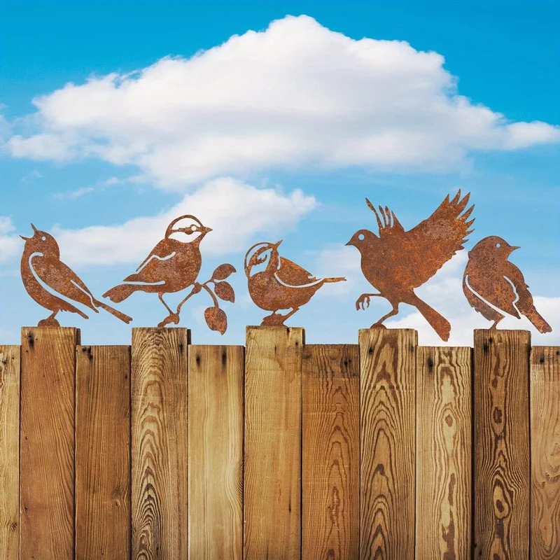 5-teilige rostige Vogeldekoration, lebensechte Metallvögel, Gartenornamente, Gartendekorationsset mit rostigen und kleinen Vögeln, rostige Dekoration für den Garten, Haushof-Dekoration für Weihnachten