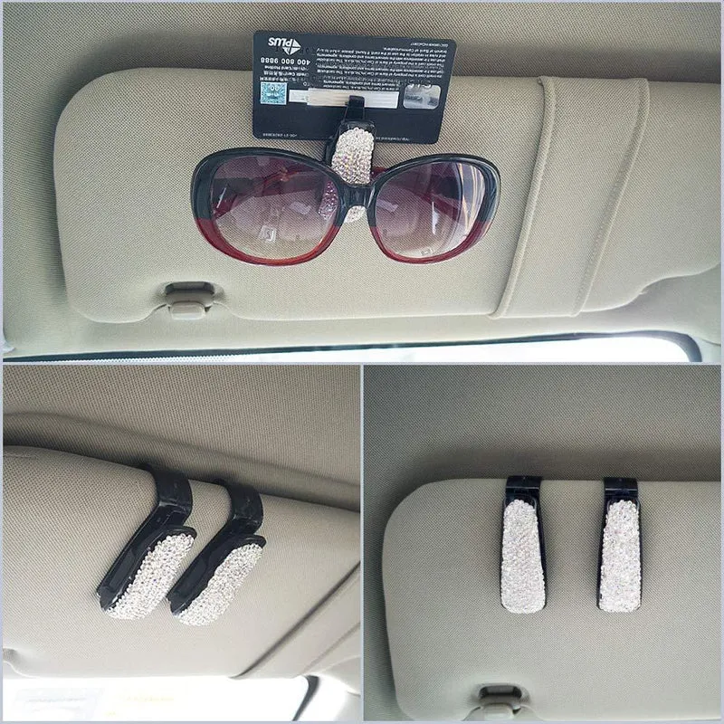 Halten Sie Ihr Auto organisiert und stilvoll mit einem Auto-Brillenhalter