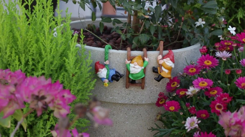 3-teilige 3D-Mini-Zwerg-Statue, Outdoor-Feengarten-Harz-Kunsthandwerk, Blumentopf-Landschaftszwerg, Mikro-Landschaftsanhänger-Ornamente, Mini-Kunstskulpturen, Landschaftsbau-DIY-Gartenskulpturen, Blumentopf-Onament, Hof-Rasen-Heimdekoration