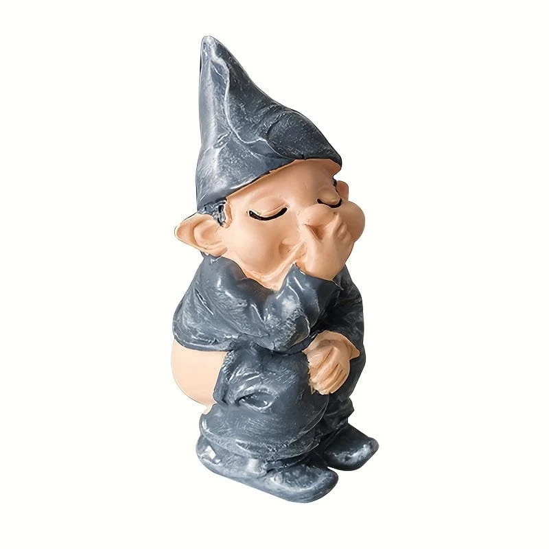 Verleihen Sie Ihrem Garten einen Hauch von Laune mit dieser entzückenden frechen Knome-Statue!