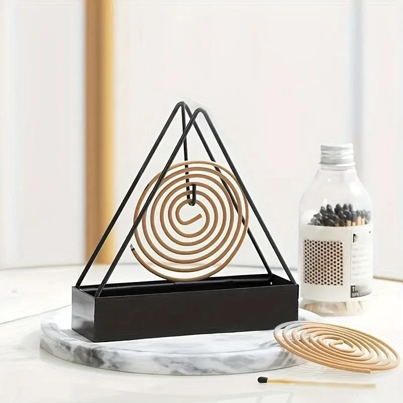 1 Stück dreieckiger Mückenspulenhalter, minimalistische Heimdekoration, kreativer dreieckiger Mückenspulenhalter aus Eisen, feuerfester Aschenbecher aus Sandelholz für den Einsatz im Home Office Hotel
