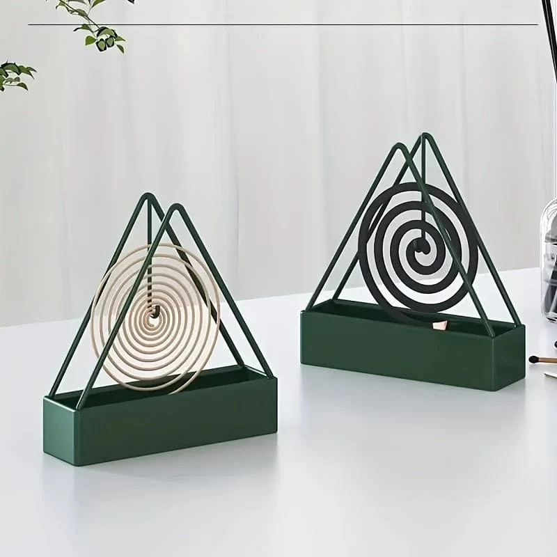 1 Stück dreieckiger Mückenspulenhalter, minimalistische Heimdekoration, kreativer dreieckiger Mückenspulenhalter aus Eisen, feuerfester Aschenbecher aus Sandelholz für den Einsatz im Home Office Hotel