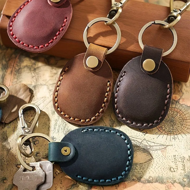 Sichern Sie Ihre Airtags mit dieser stilvollen Retro-Kunstlederhülle + Schlüsselanhänger
