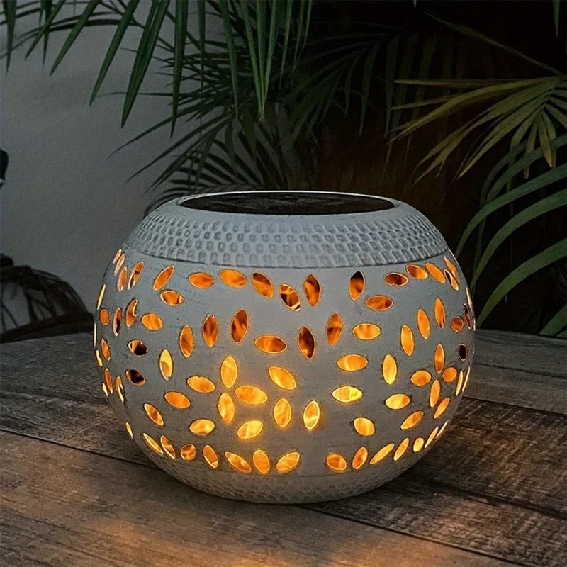 1 Stück Solar-Tischleuchten für den Außenbereich, wasserdicht, tanzende flackernde Flammenlampe, Tischleuchte aus weißem Metall, solarbetriebene dekorative Beleuchtungslaterne, Halloween-Dekorationsleuchten im Freien für Schreibtisch, Schlafzimmer, Terrasse