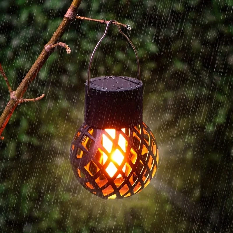 4 Stück Solarlaterne für den Außenbereich, Solarleuchten mit realistisch flackernden Flammen, hängend/stehend, Solarflammenlicht für Balkon, Terrasse, Gartendekoration, Halloween-Dekorationen, Lichter im Freien