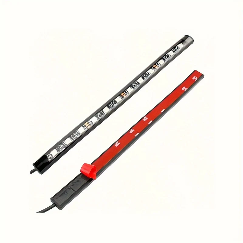 Ein Auto-Atmosphärenlicht, kabelloses RGB-Fußlicht mit Fernbedienung, 48 LED-APP-einstellbares Farbatmosphärenlicht, ein bis vier Musiklicht