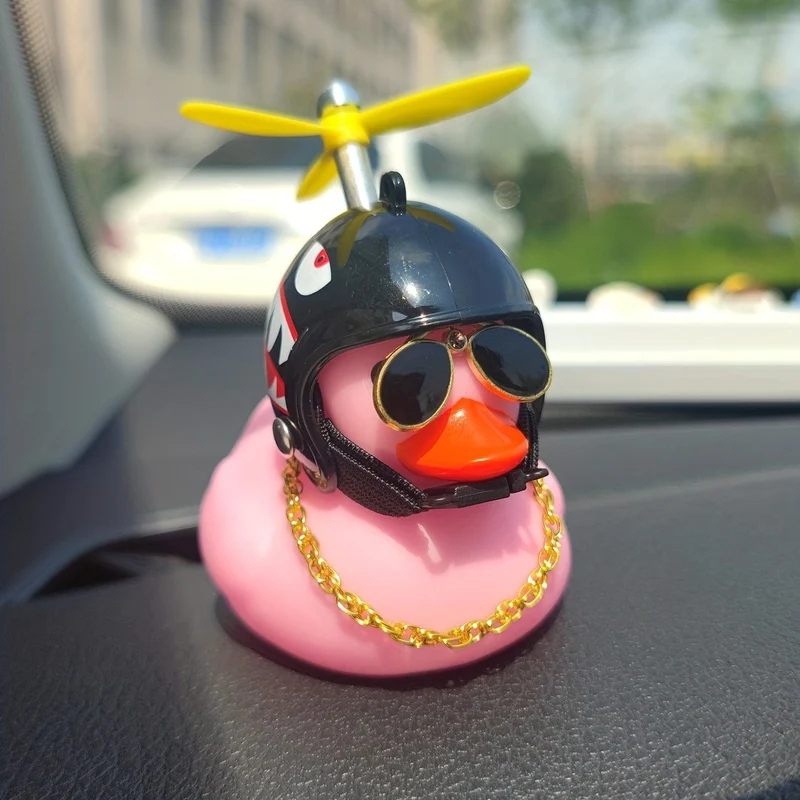 Kleine rosa Ente Windschutzente Kreative Bambus Libelle Windschutzente Auto Ornament Auto Dekoration