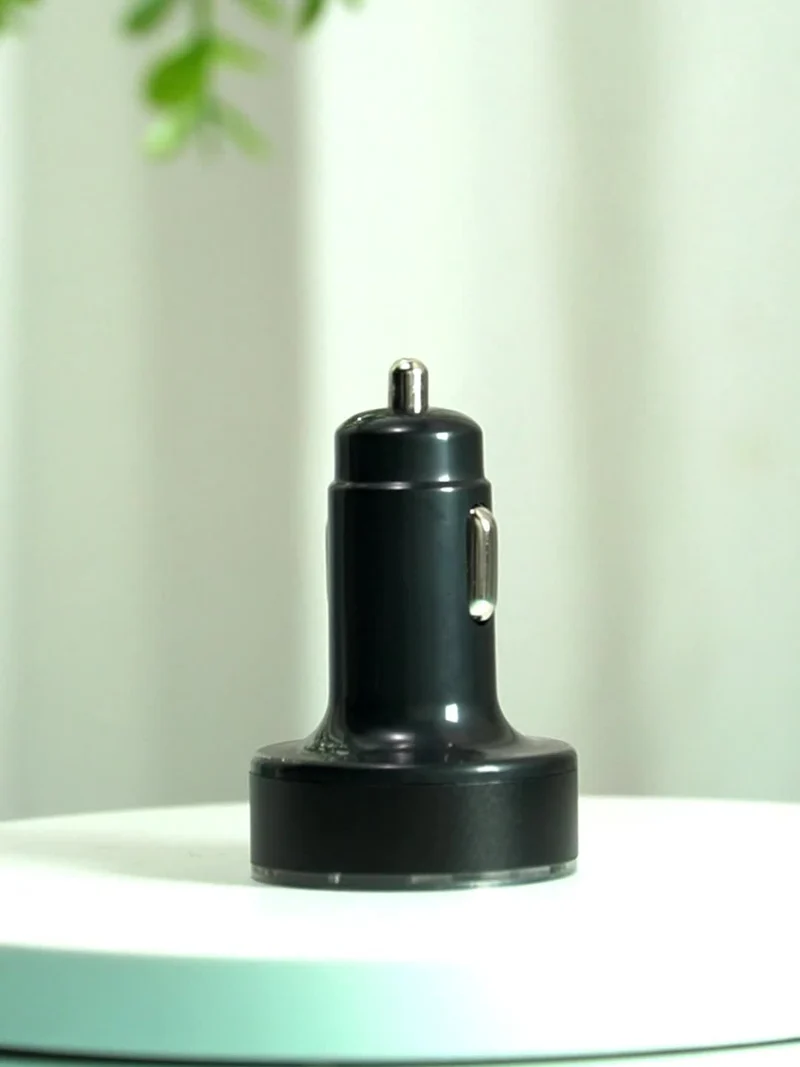 PD + QC 3.0 Schnelllade-Autotelefon-Ladegerät-Adapter 4 Ports USB-Autoladegerät Typ C PD Quick Charge 3.0 Autoladegerät
