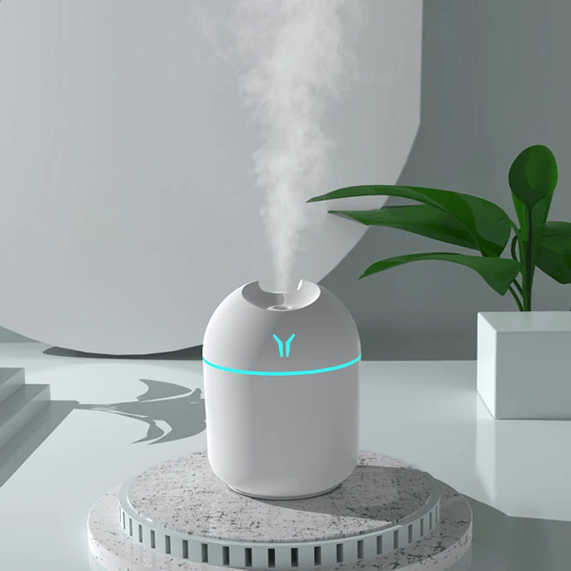 1 bunter USB-Luftbefeuchter, süßer Luftbefeuchter mit kühlem Nebel und LED-Licht – erfrischt Zimmer, Pflanzen und das Auto – perfekt für Zuhause, das Büro und die Schule – tolles Geschenk für Feiertage und den Schulanfang