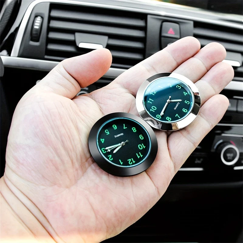 1-teilige Autouhr, hochwertige leuchtende Dekoration, Mini-Quarzuhr, nachtleuchtende Auto-Armaturenbrettuhr für die zentrale Steuerungsdekoration im High-End-Autoinnenraum