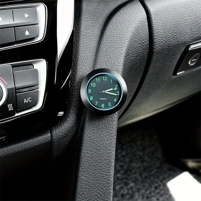 1-teilige Autouhr, hochwertige leuchtende Dekoration, Mini-Quarzuhr, nachtleuchtende Auto-Armaturenbrettuhr für die zentrale Steuerungsdekoration im High-End-Autoinnenraum