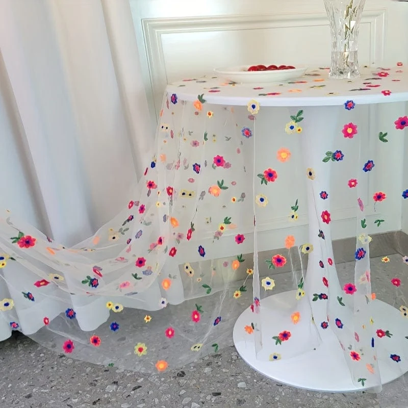 1 Stück Tischdecke aus europäischer Spitze, bestickte Tischdecke aus Polyester für Esszimmer, Couchtisch, Beistelltisch, Fernsehschrank, elegante Wohndekoration, Hochzeitsdekoration für den Garten im Freien