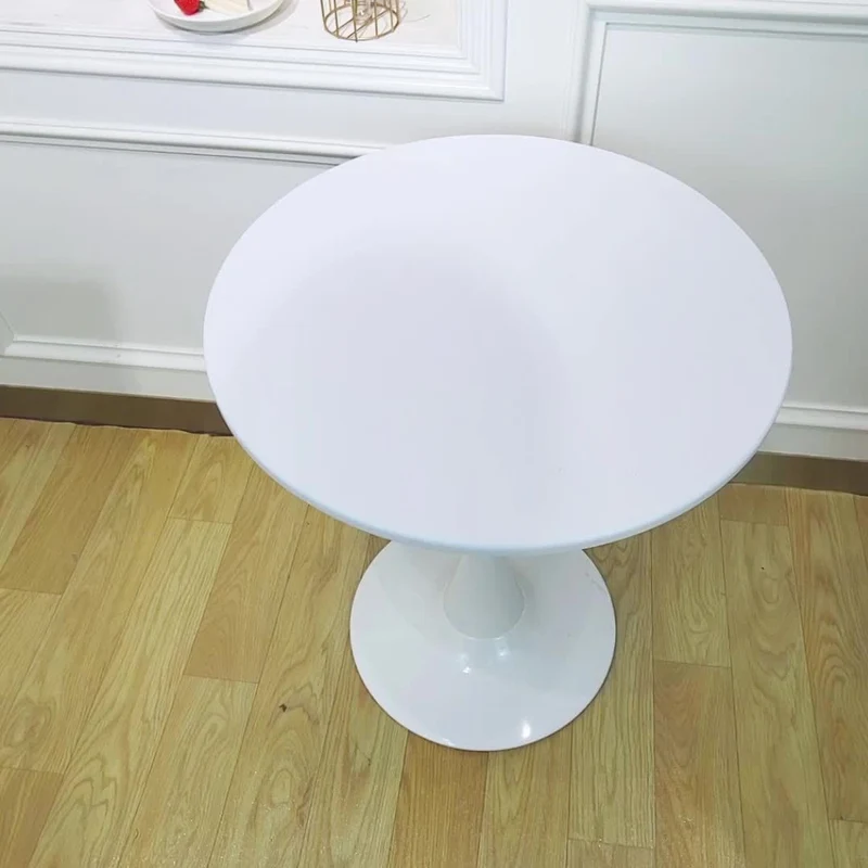 1 Stück Tischdecke aus europäischer Spitze, bestickte Tischdecke aus Polyester für Esszimmer, Couchtisch, Beistelltisch, Fernsehschrank, elegante Wohndekoration, Hochzeitsdekoration für den Garten im Freien