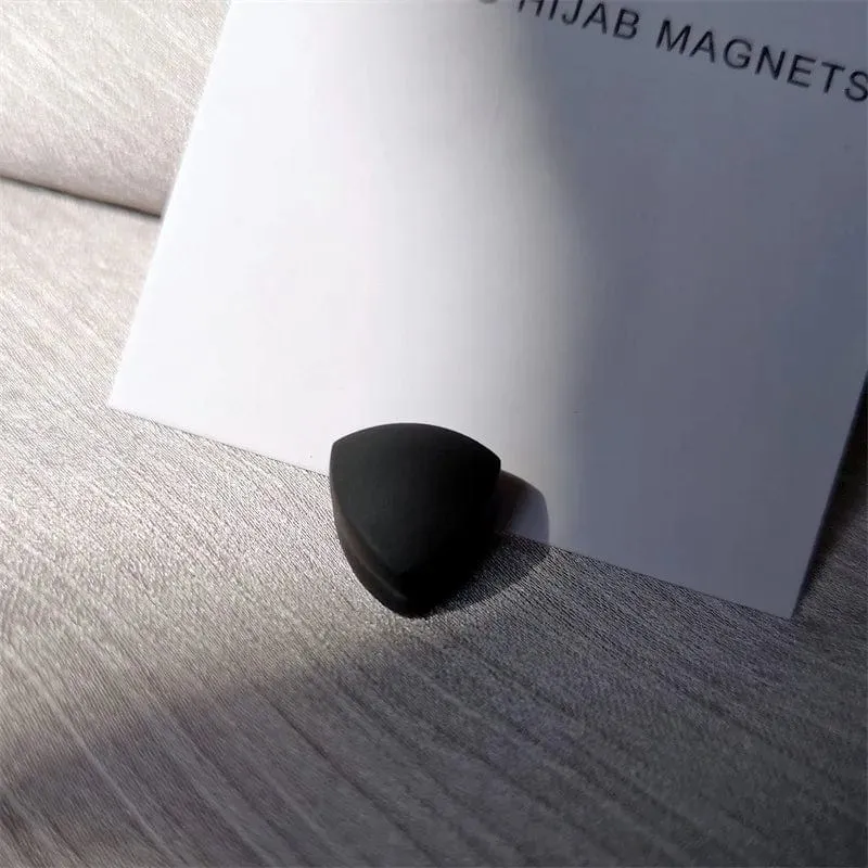 Premium 1 Paar Dreieck starker Magnet Hijabs Clip Zubehör muslimische Frauen Sicherheit kein Loch feste Turban Schal Pins Broschen