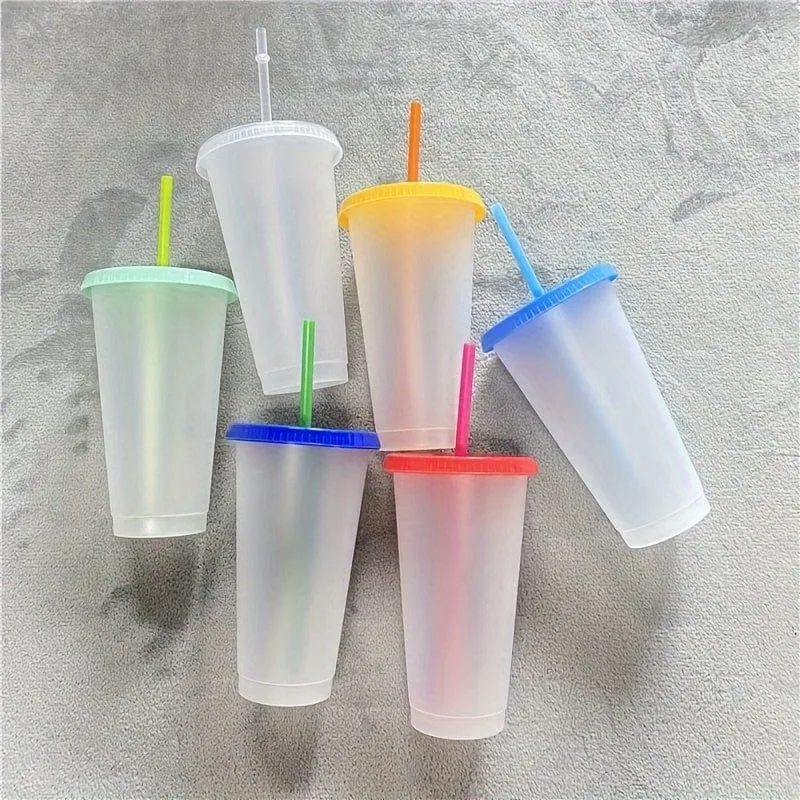 10 Stück, bunte Wickelbecher mit Deckel und Strohhalmen – stilvolle PP-Kunststoff-Wasserflaschen – perfektes Reise- und Halloween-Party-Zubehör
