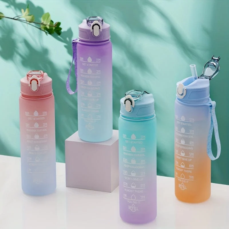 1 Stück, 750 ml motivierende Wasserflasche mit Strohhalm und Zeitmarkierung, tägliche Wasseraufnahmeflasche mit Tragegurt für Fitness, Fitnessstudio, Schule, Yoga, Wandern und auch zum Trinken von Wasser zu normalen Zeiten geeignet