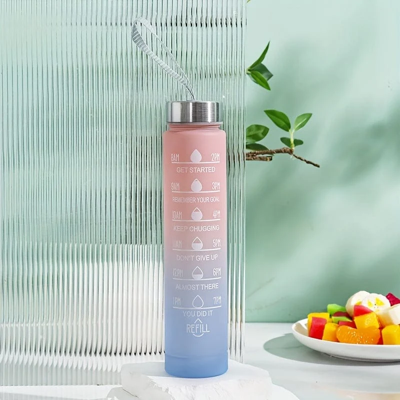 1 Stück, 750 ml motivierende Wasserflasche mit Strohhalm und Zeitmarkierung, tägliche Wasseraufnahmeflasche mit Tragegurt für Fitness, Fitnessstudio, Schule, Yoga, Wandern und auch zum Trinken von Wasser zu normalen Zeiten geeignet