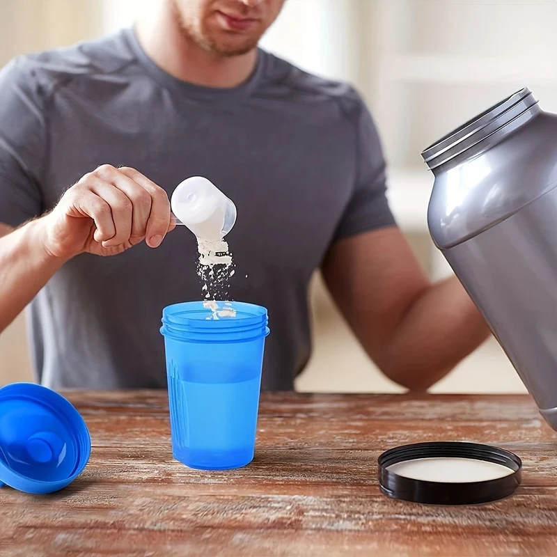 1 Stück, 400 ml (13.5 oz) Shaker-Flasche, BPA-frei, Protein-Shaker-Flasche, Mini-Sport-Shaker-Flasche aus Kunststoff, tragbar, Outdoor-Sport-Wasserflasche, Trinkgeschirr