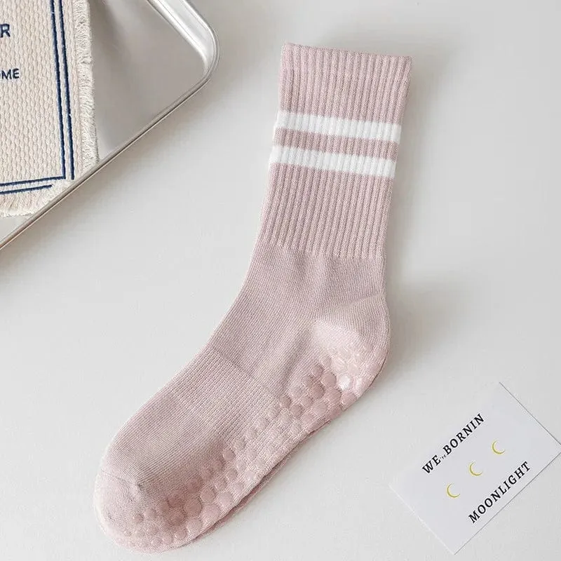 4pairs Frauen Anti-skid Yoga Socken Griffe Baumwolle Mid-rohr Unten Atmungsaktive Fitness Dance Barre Workout Pilates Socken 8 farben
