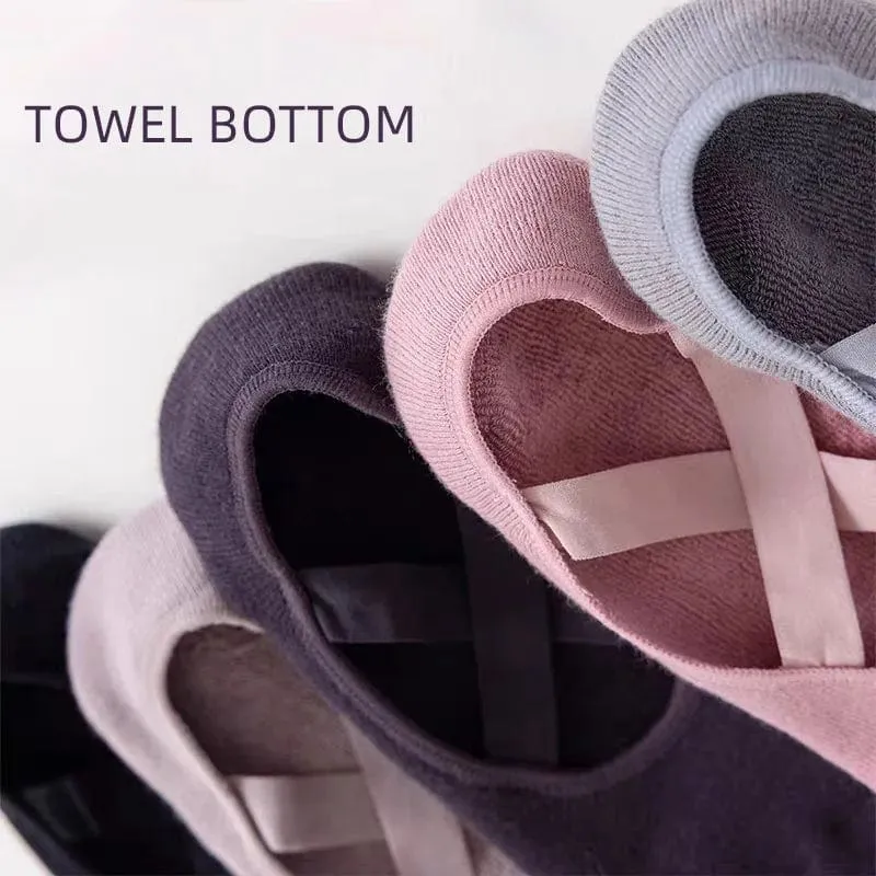 Yoga-Socken für Damen, Baumwolle, Silikon, rutschfest, Pilates-Griff, Handtuch, No-Show-Barre-Socke