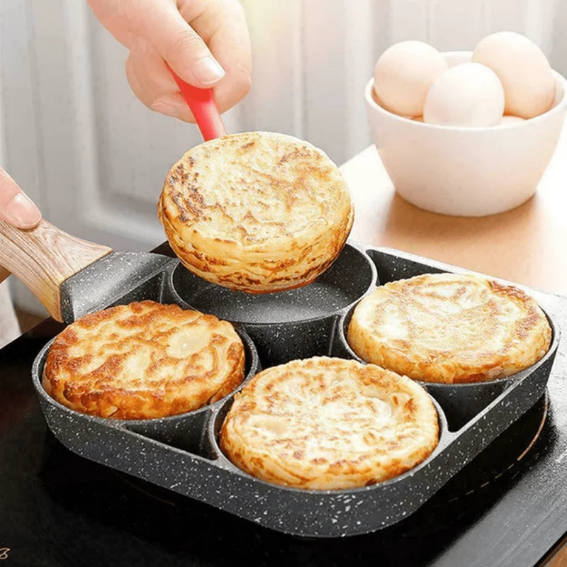 1 Stück Eier- und Hamburger-Bratpfanne, Bratpfanne für Eier, antihaftbeschichtet, Schinken-Pfannkuchen-Maker, Eier-Burger-Pfanne mit Holzgriff, 4 Löcher, für Induktionsherd, Gasherd