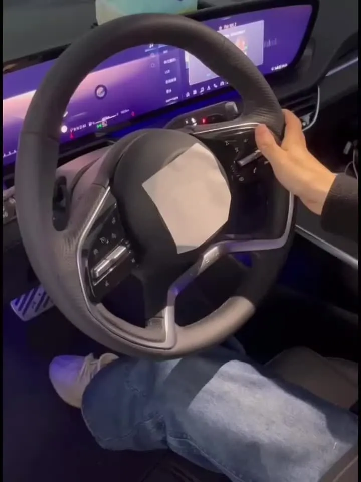 Erleichtern Sie das Fahren mit dem multifunktionalen Auto-Lenkrad-Tabletttisch Lenkrad-Aufbewahrungsregal Aufbewahrungsbrett Kartentisch